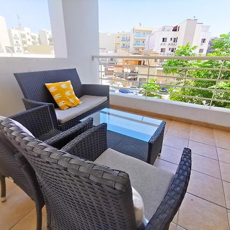 Promenade Breeze City Apartment ลาร์นาคา ภายนอก รูปภาพ
